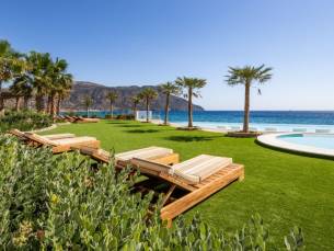 Ontdek de magie van het Griekse eiland Karpathos in een LUXE 5*-hotel incl. vlucht, huurauto & o.b.v. halfpension