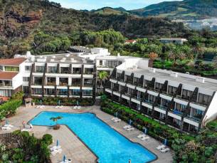 Caloura Hotel Resort