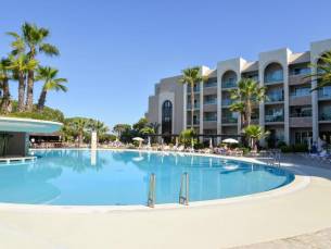 8 daagse vliegvakantie naar Falesia Hotel - Adults only in praia da falesia, portugal