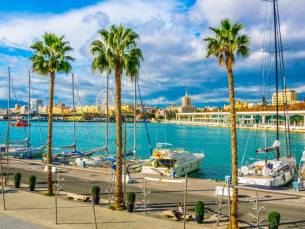 Geniet van een MODERN 4*-hotel met wellness & nabij het strand en het historische centrum van Málaga incl. vlucht en ontbijt