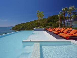 Bandara Phuket Beach Resort