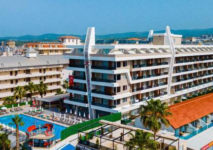 Hotel Grand Kolibri Prestige & Spa