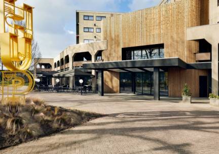 UNIEK 4*-hotel in Mierlo nabij Eindhoven en Helmond incl. ONBEPERKT toegang tot uitgebreide sport- en wellnessfaciliteiten en ontbijt!