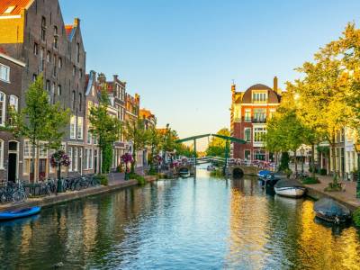 4*-hotel in centrum Leiden vlakbij Noordwijk incl. ontbijt en NS treinretour