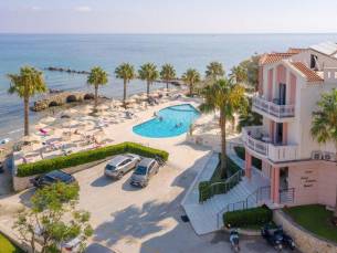 Xenos Kamara Beach
