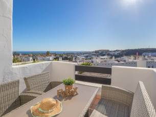 Sunset Sunshine Pool and Golf