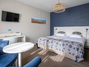 Tweepersoons ruime kamer - Douche/toilet