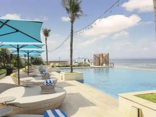 Lv8 Resort Hotel