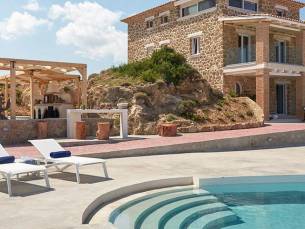 Arismari Luxury Villas