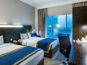 Holiday Inn Express Dubai Jumeirah