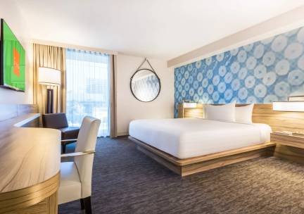 The LINQ Hotel & Casino - A Caesars Rewards Destination