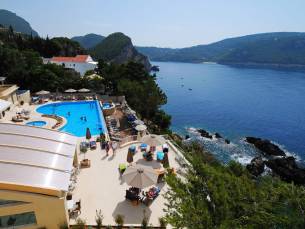 Akrotiri Beach Resort Hotel