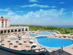 Lighthouse Golf Resort