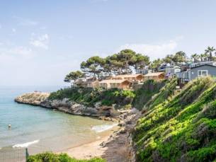 Strand, zon en familieplezier! Beleef de Costa Dorada vanuit Tent, Bungalow of Mobile Home op een 4*-camping nabij het strand!