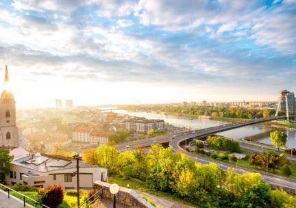 ???? Citytrip Alert: Verblijf op een TOPLOCATIE in het historische centrum van Bratislava incl. vlucht en ontbijt