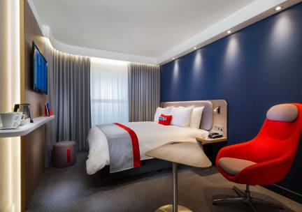 Holiday Inn Express Belfast City - Queen's Quarter