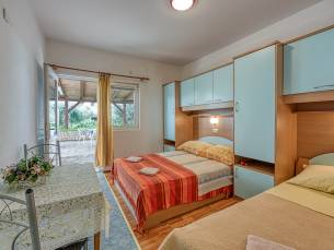 Apartment Basic 3