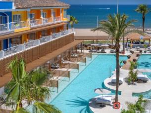 Mediterraneo Bay