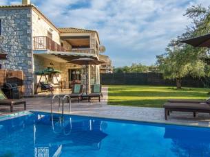 Evanthe Stone Villas