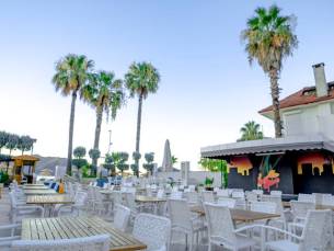 Hotel Golden Rock Beach