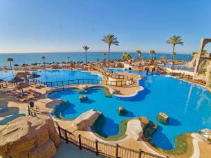 Holiday World Resort