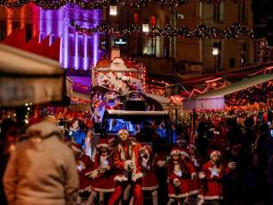 ✨ Kerstsprookje in Valkenburg! Geniet van de leukste Kerstmarkt van Nederland in een 4*-hotel met WELLNESS, ontbijt & NS treinretour