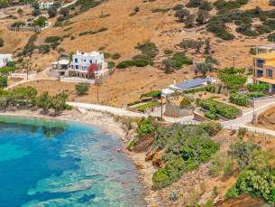 Niovi Seaview Apartments