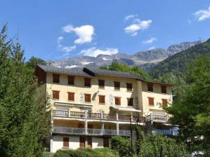 Les Roches Grandes