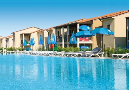 8 daagse vliegvakantie naar Belvedere Village in castelnuovo del garda, italie