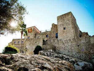 Complejo Turistico Castillo De Castellar