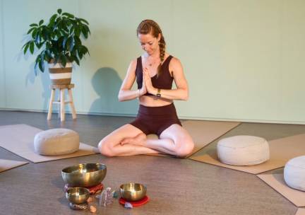 Yoga-, pilates- en meditatiestrippenkaart (5 of 10 lessen) OF personal training + coaching (60 min)