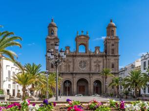 Hotel op TOPLOCATIE met ROOFTOP dakterras & op loopafstand van het strand van Las Palmas op Gran Canaria incl. vlucht