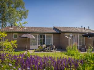 Bunckman 10-person bungalow