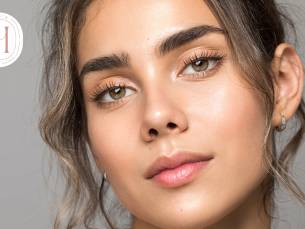 Wenkbrauw- of wimperbehandeling naar keuze