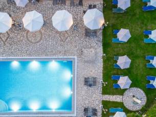 Primavera Hotel