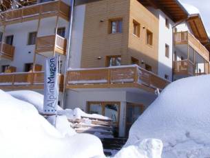 Hotel Alpine Mugon