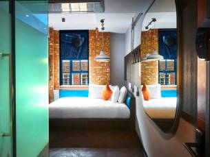 New Road Hotel