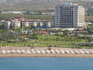 Lara Barut Collection