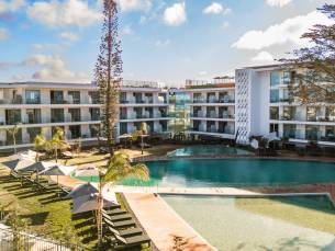 Castelo Suites Hotel