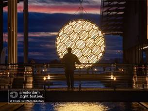 Rondvaart tijdens het Amsterdam Light Festival (90 min)
