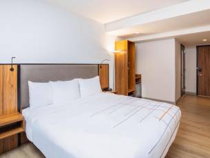 La Quinta Suites By Wyndham
