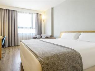 Hotel Ilunion Valencia 4