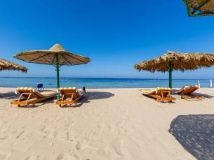 Flamenco Beach & Resort