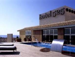 Hotel 525