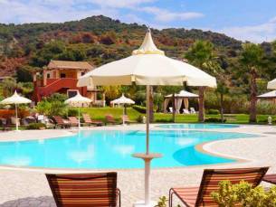 Alcantara Resort