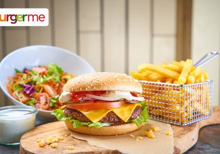 Burger naar keuze + friet + mayonaise + evt. snack of salade voor dine-in bij Burgerme