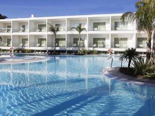 BG Caballero Hotel