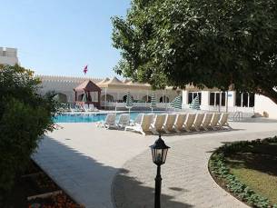 Falaj Daris Hotel