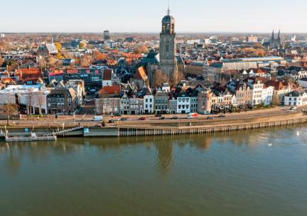 Ontdek de parel van de IJssel Deventer vanuit een 4*-hotel incl. ontbijt en NS treinretour