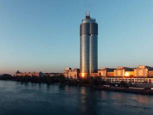 harry's home Wien Millennium Tower